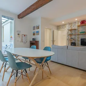 Appartamento Teatro Duse Duplex Flat, Bologna