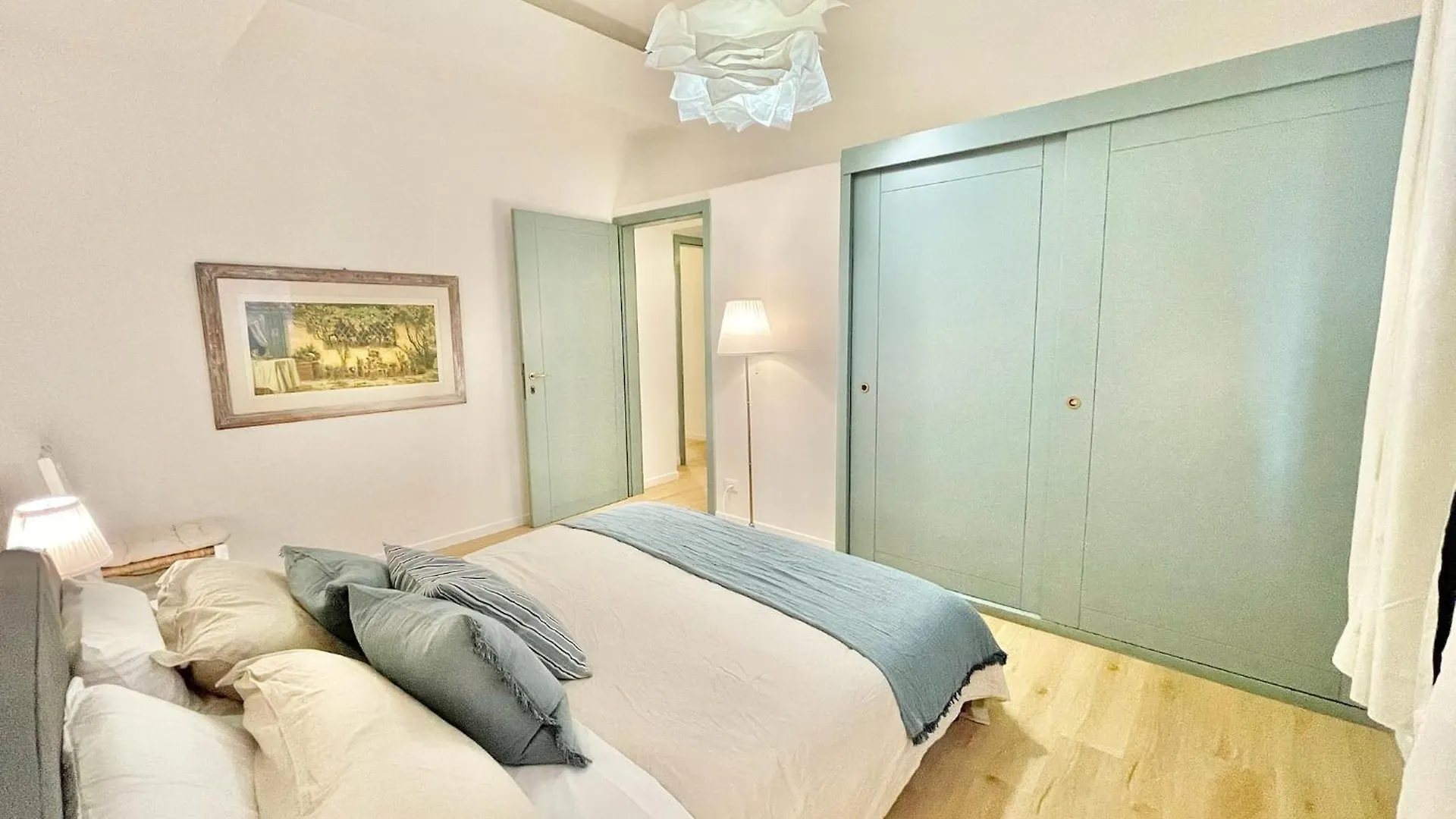 Elegante In Pieno Centro Storico Apartment Bologna 0*,  Italy
